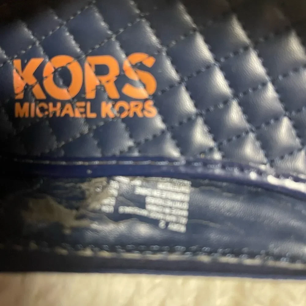 Michael Kors Kids' Striped Navy and Silver Slippers SZ4